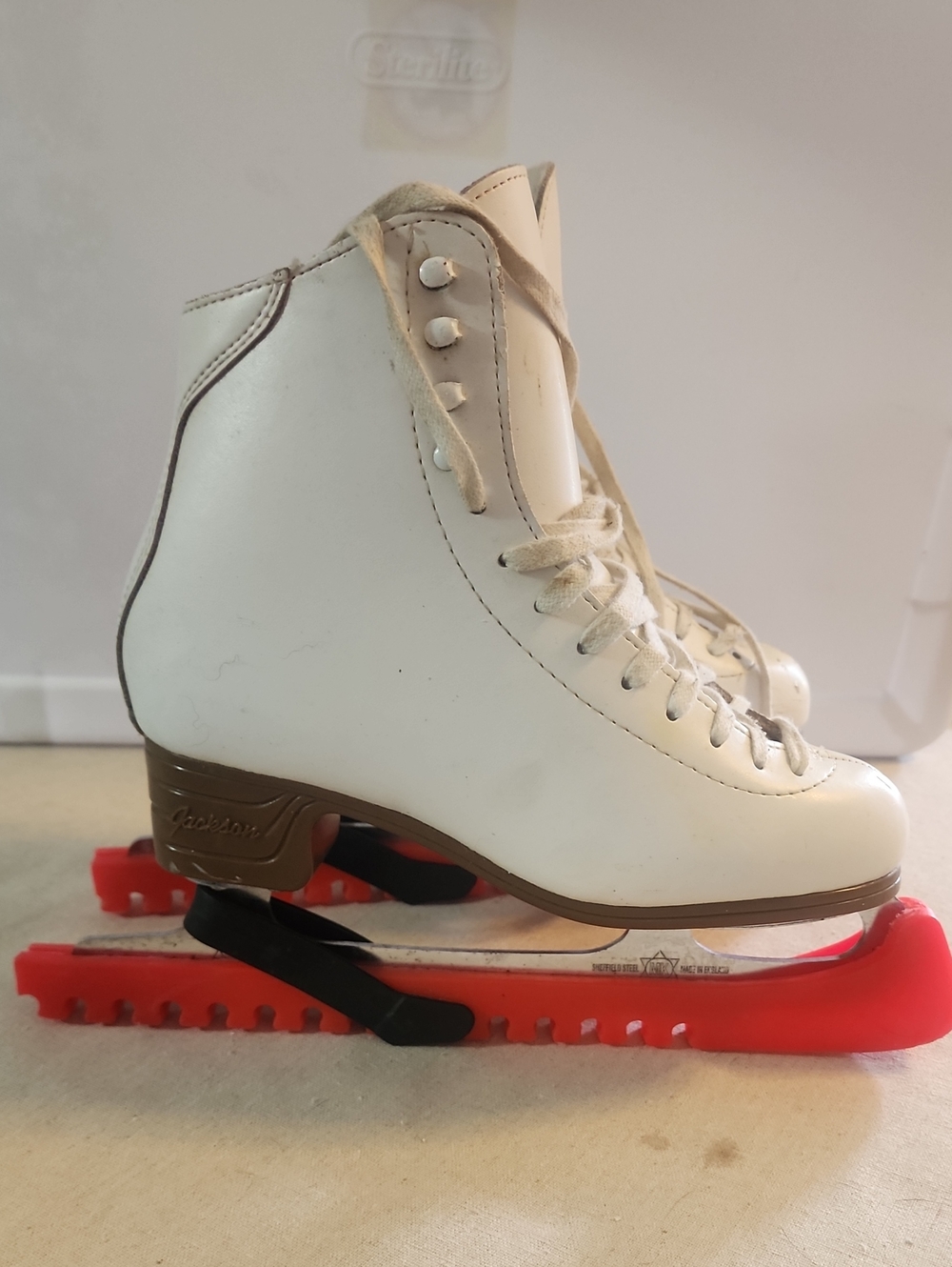 Jackson Classique Ice Skates Size 7.5